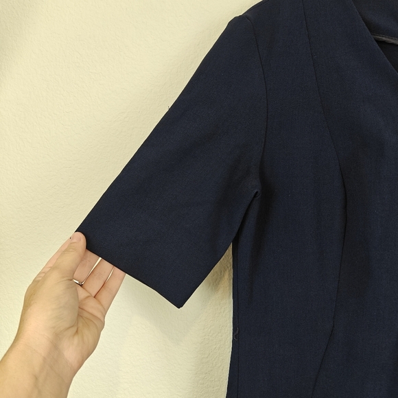 M.M. LaFleur New York Sheath Dress Navy Blue V-neck Short Sleeves Knee Length 8 - Picture 7 of 12